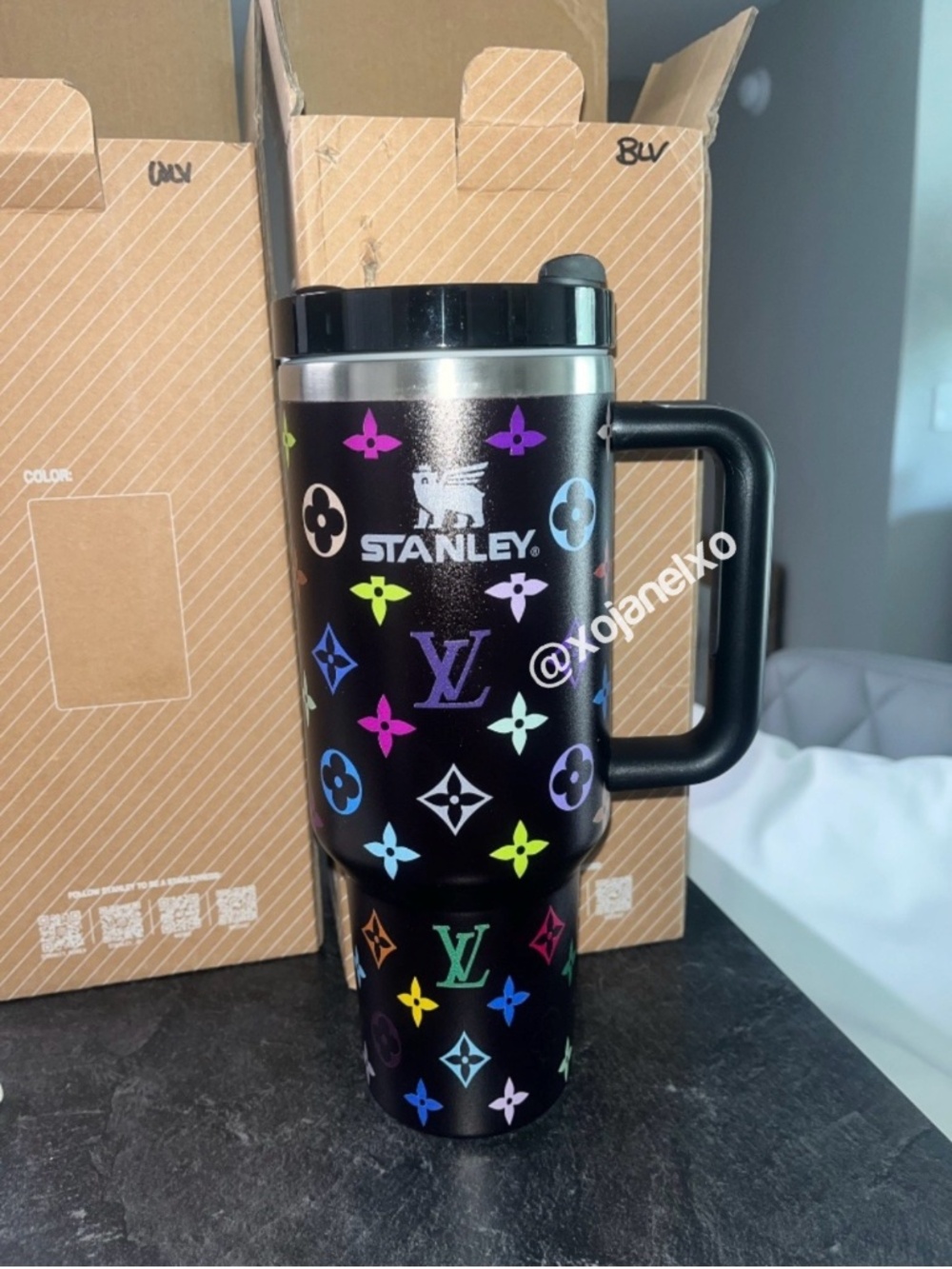 Stanley Black Multicolor Gold Patterned Quencher Tumbler with Handle NEW